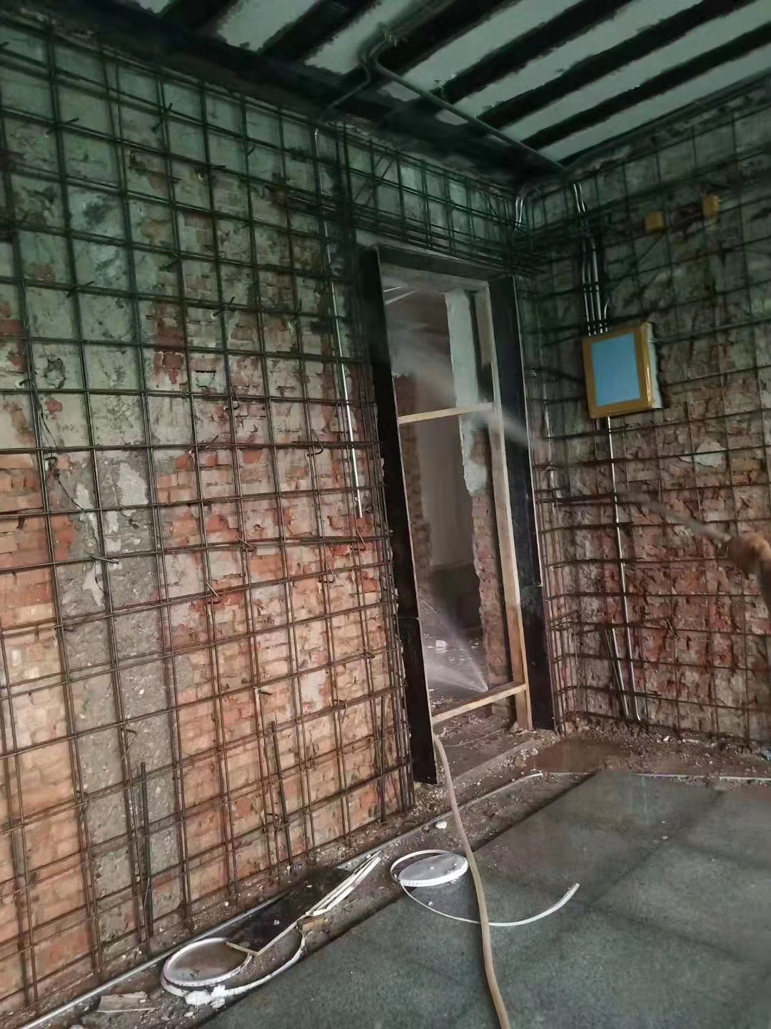 浩口原种场旧房屋改造加固的降低价格办法